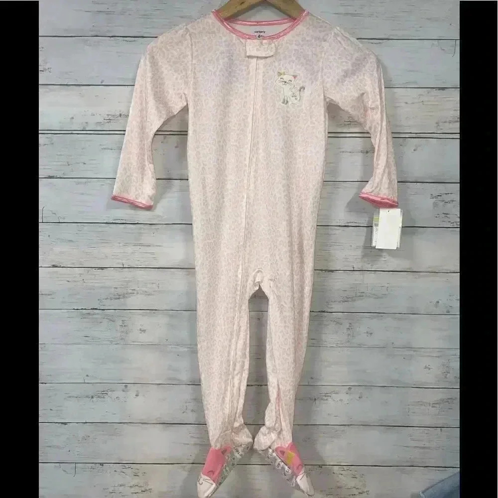 Carter’s Girls Kitty Sleepwear Size 4T